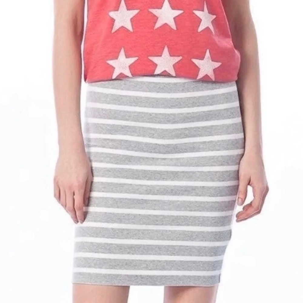 NWT Gap Gray & White Striped Mini Stretch Skirt XS